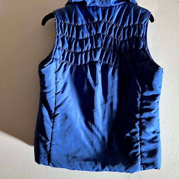 Izod winter vest size medium - Picture 3 of 5